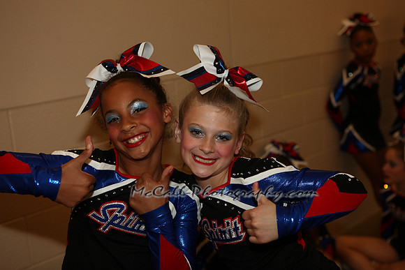 Backstage and Awards024
