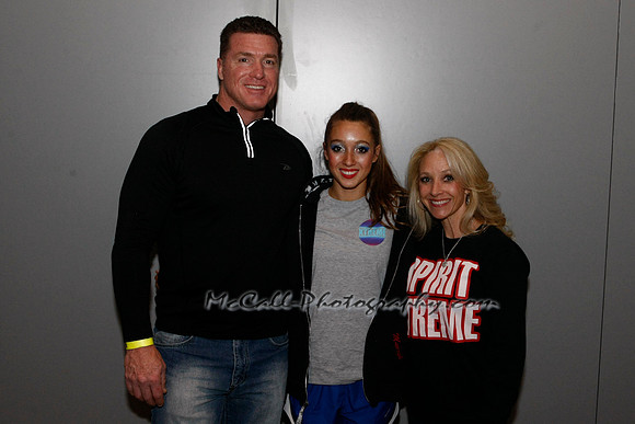 Backstage-129